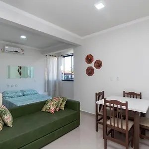 Hospedagem Econômica Com Wifi Em Apartamento Bombinhas